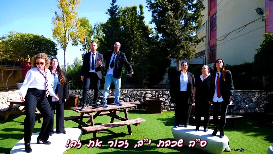 רגע מתוך הפקה